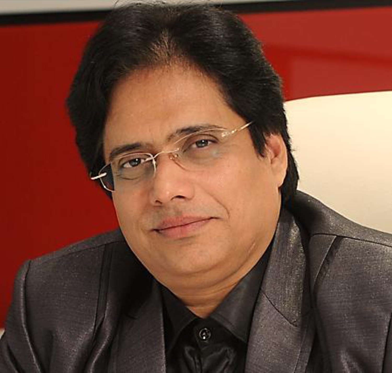 Manojkumar Phutane, Managing Director
